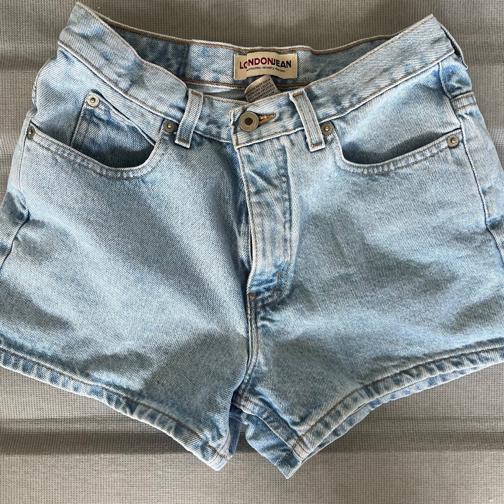 Vintage LONDONJEAN Light Wash Denim Sorts